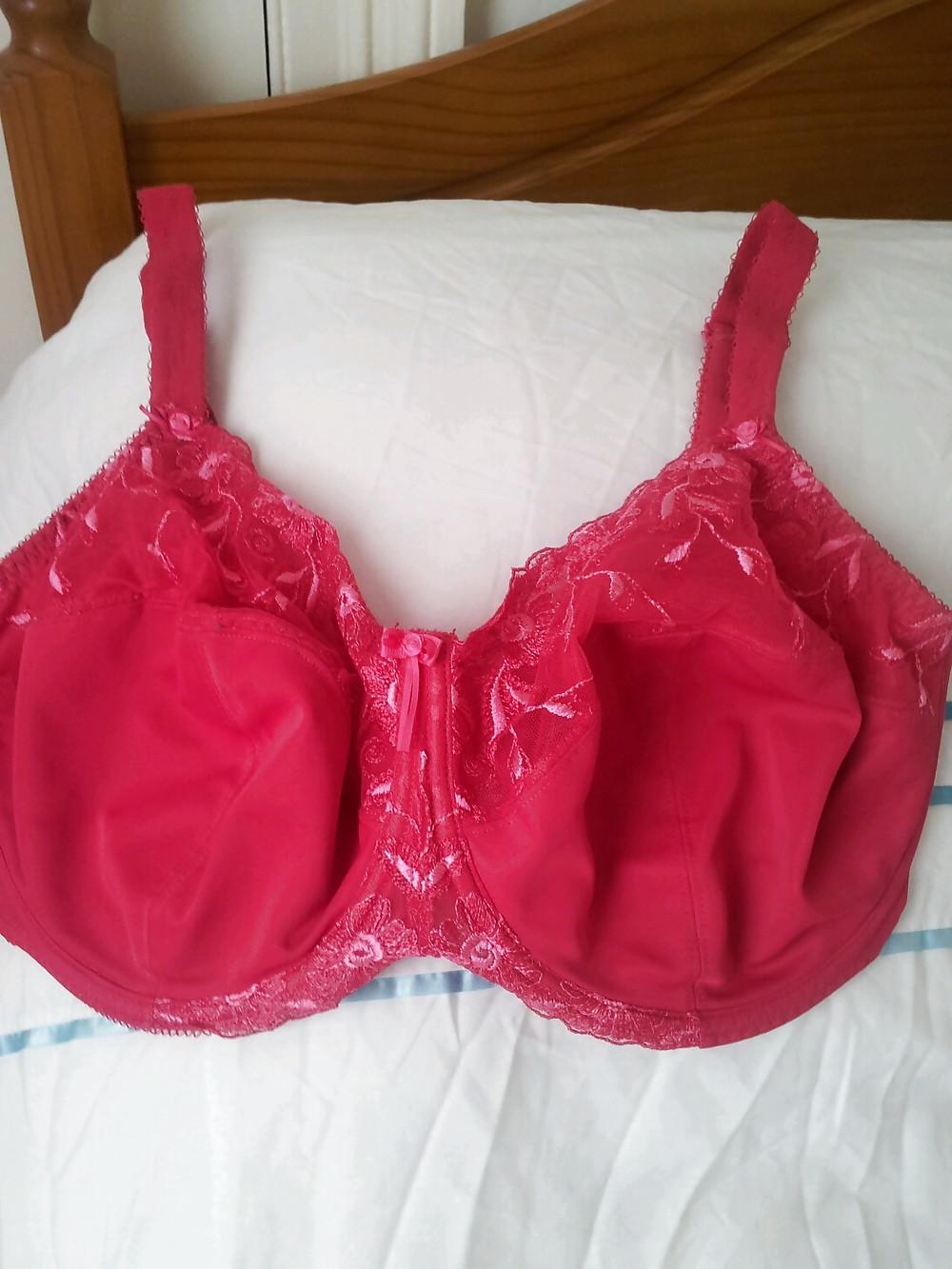 24P Used G cup bra