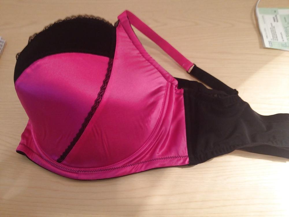 24P Used G cup bra