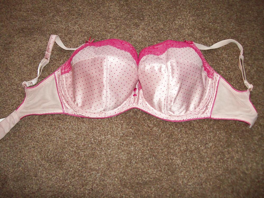 24P Used G cup bra