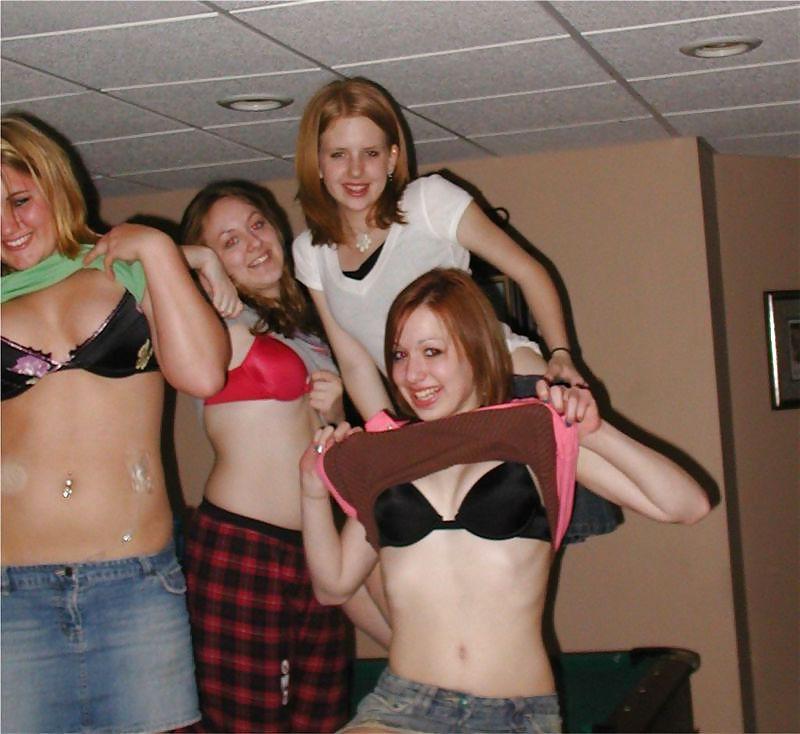 25P Bra Babes 124