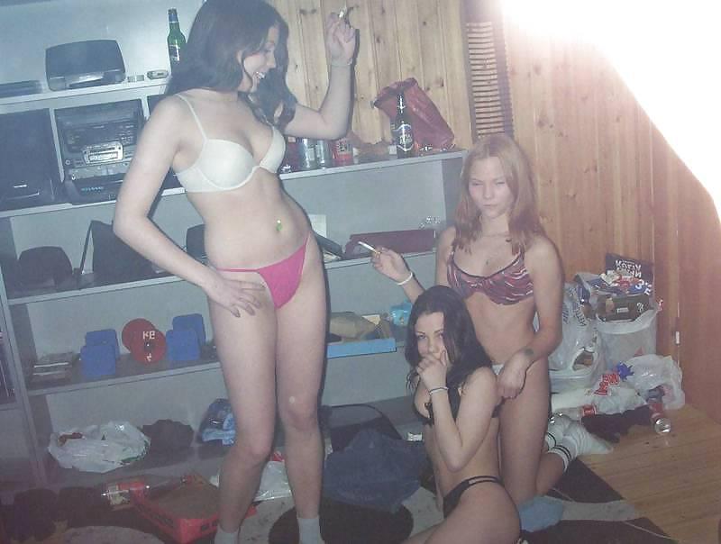 25P Bra Babes 124