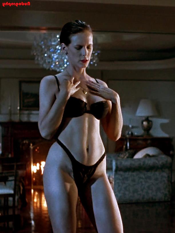 25P Jamie Lee Curtis in Bra and Thong 