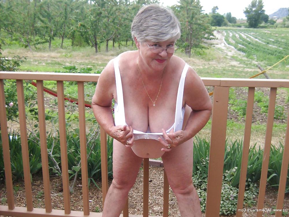 24P Girdle Goddess