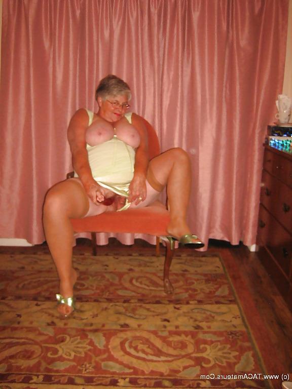 24P Girdle Goddess