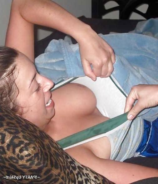 15P No Bra