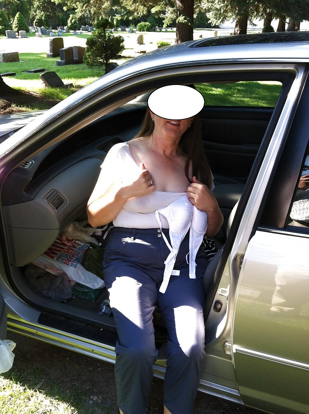 25P Sexy Mormon wife changing in a cemetary