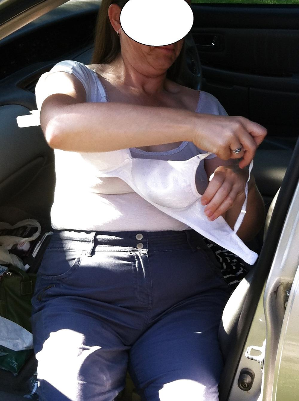 25P Sexy Mormon wife changing in a cemetary