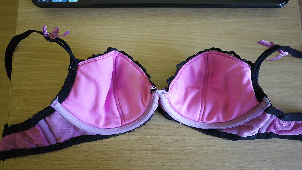 7P Cum in teen bra