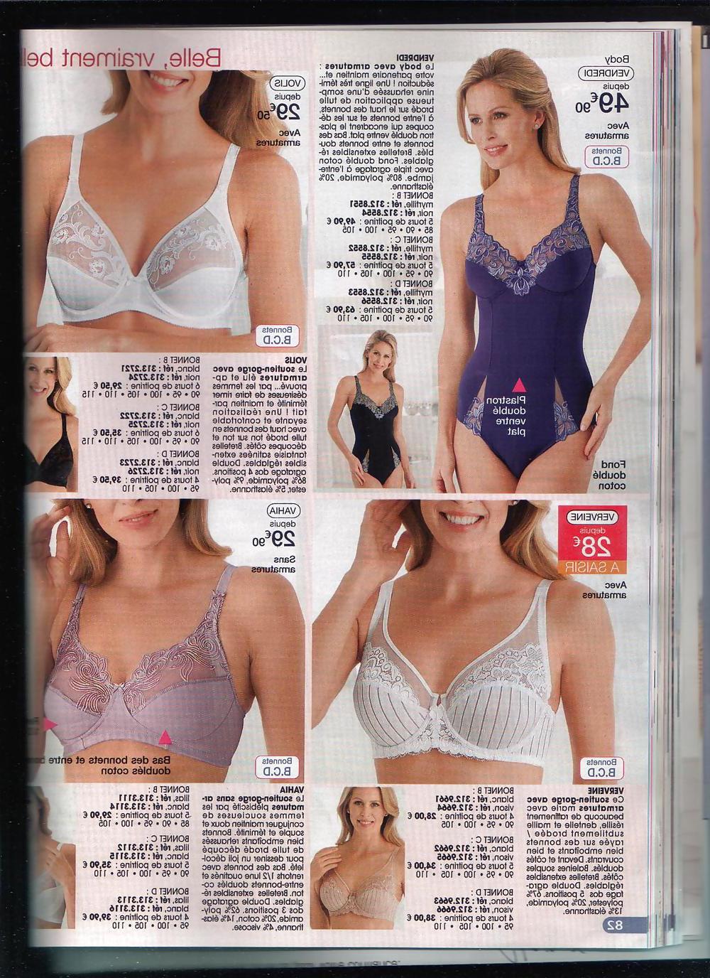 4P In bra and more !