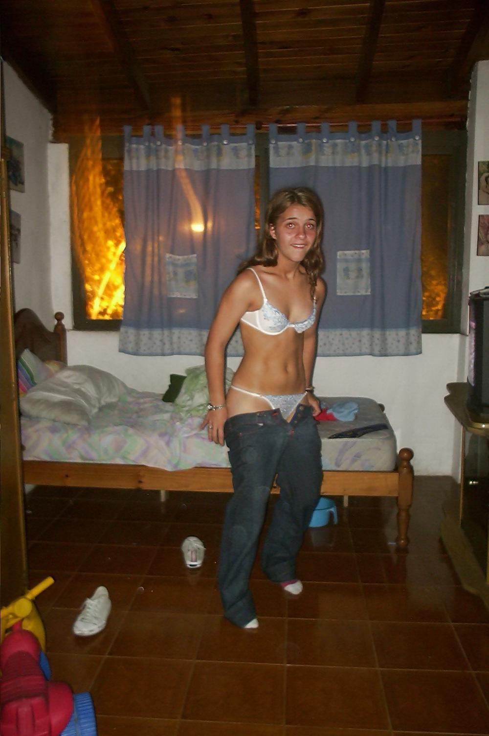 25P Amateur Teen's 57