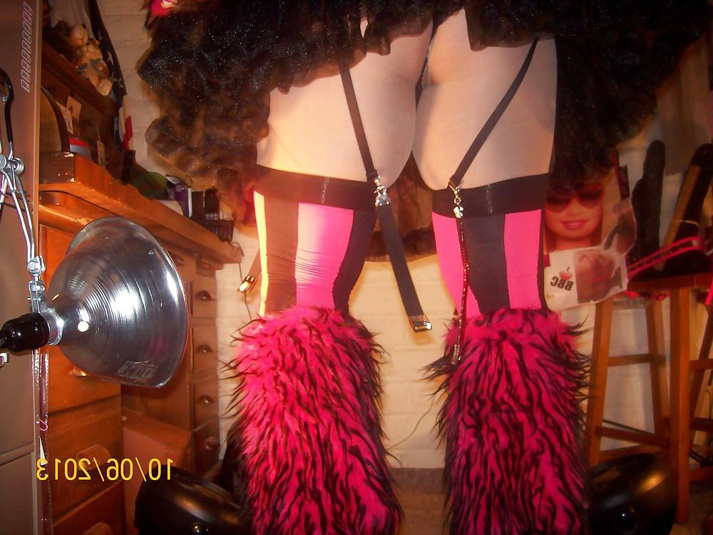 9P Tgirl BBC slut in pink and black per a Black Daddy's request