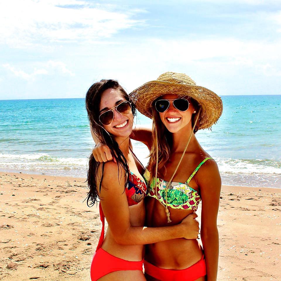 25P Amateur bikini teen girls (facebook non-nude)