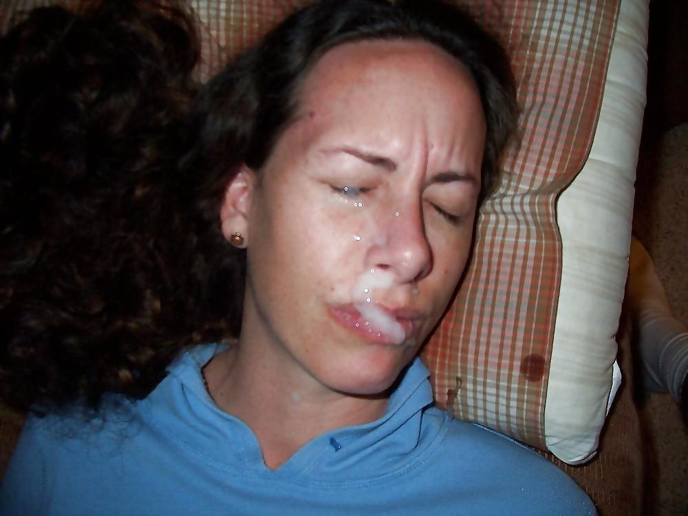 20P Girls not enjoying facials 01