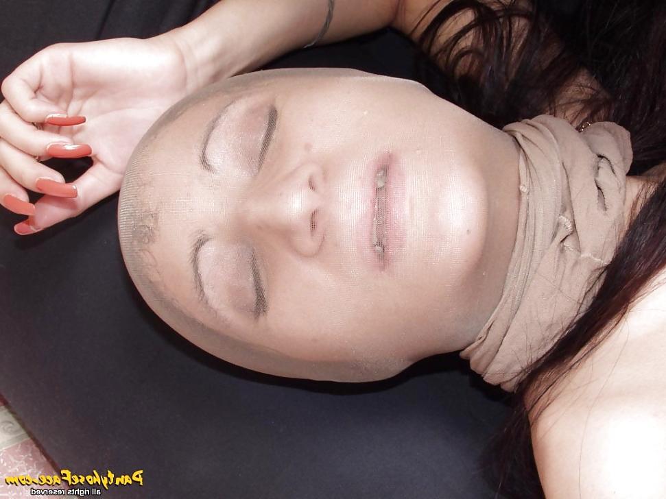25P Pantyhose Face