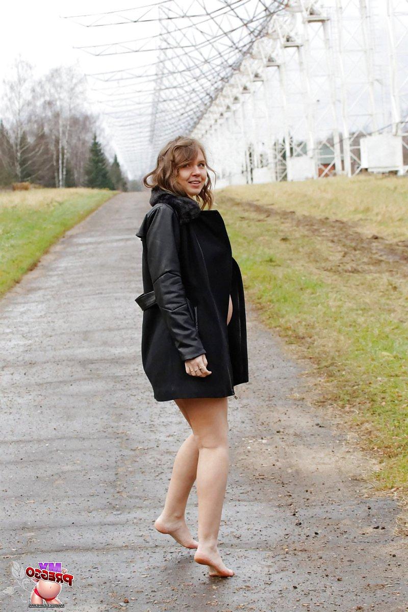 15P Pregnant Julia from MyPreggo.com #2