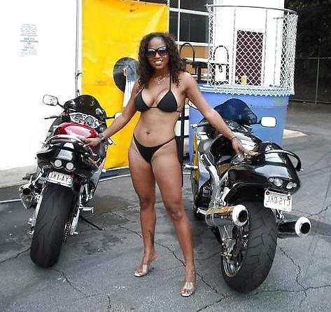 17P Biker Girls