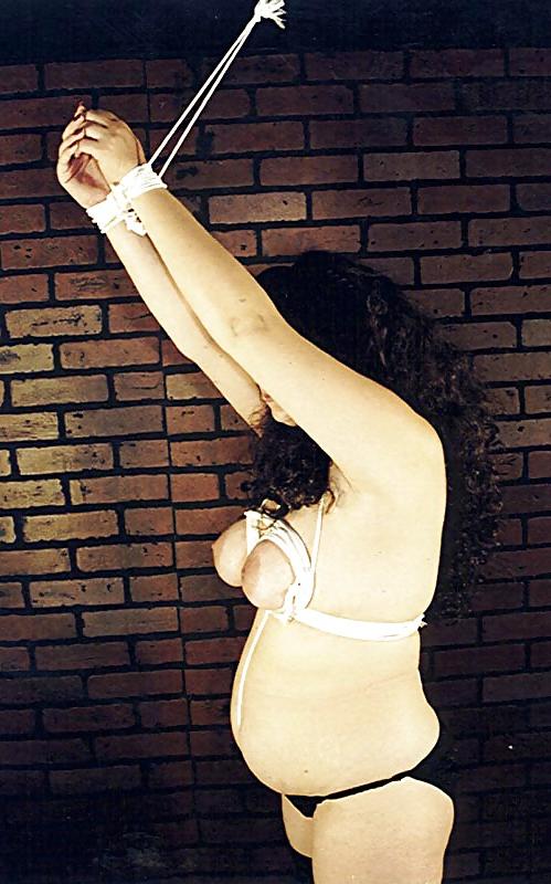 16P Pregnant And Tied Up