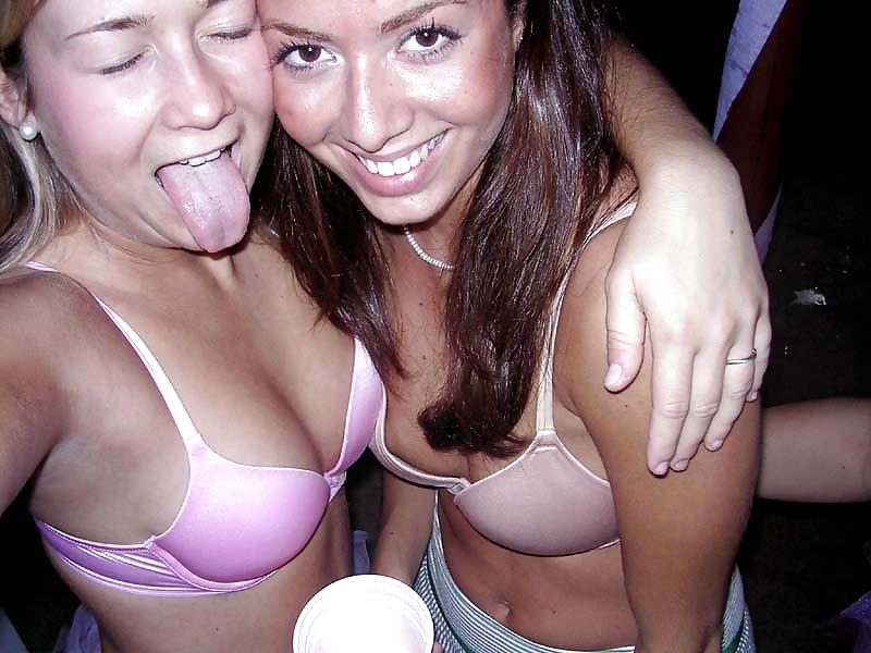 25P Bra Babes 129