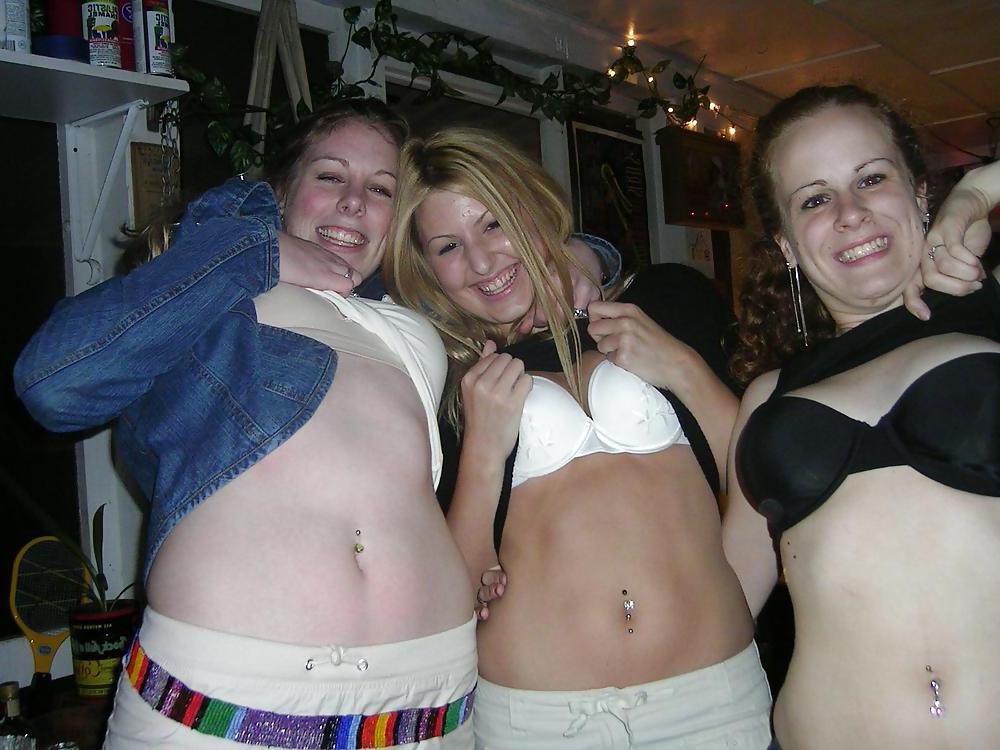 25P Bra Babes 132