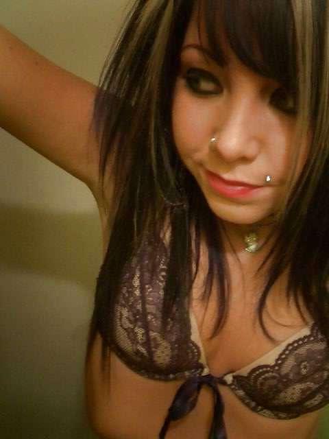 25P Bra Babes 132