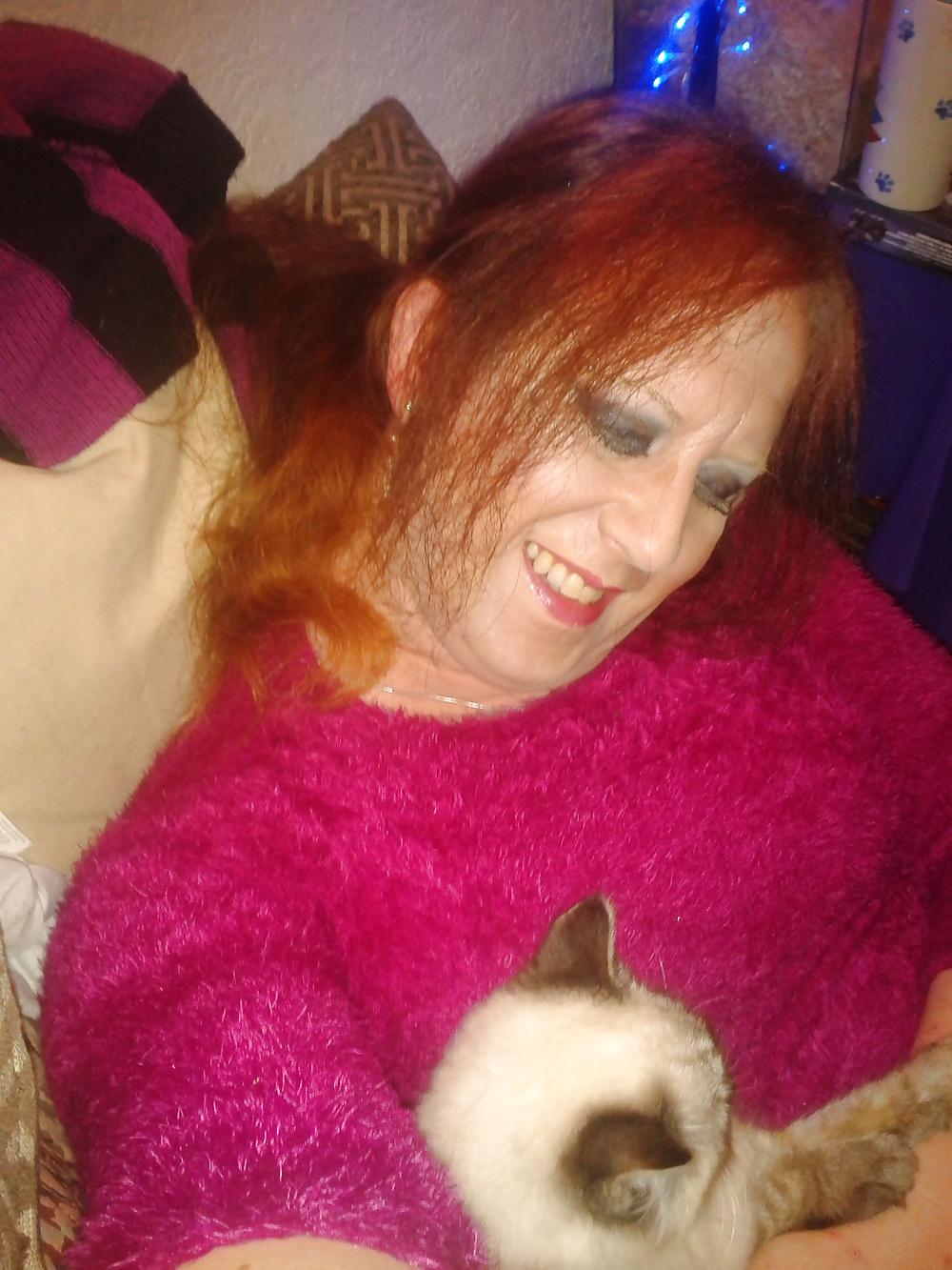 25P Sexy Leah tgirl pose