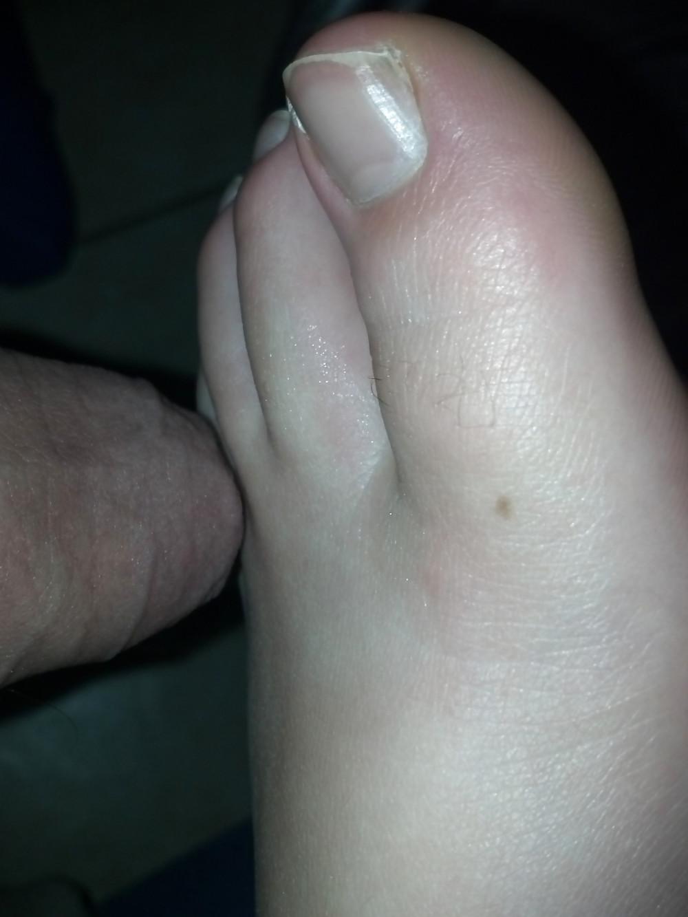16P Cum on ex gf feet