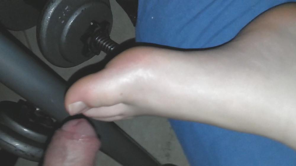 16P Cum on ex gf feet