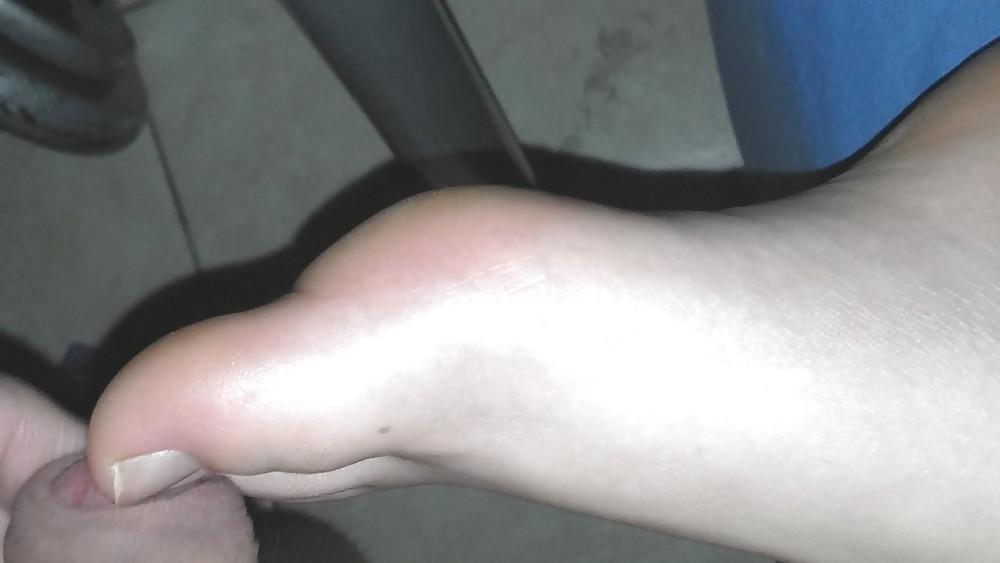 16P Cum on ex gf feet