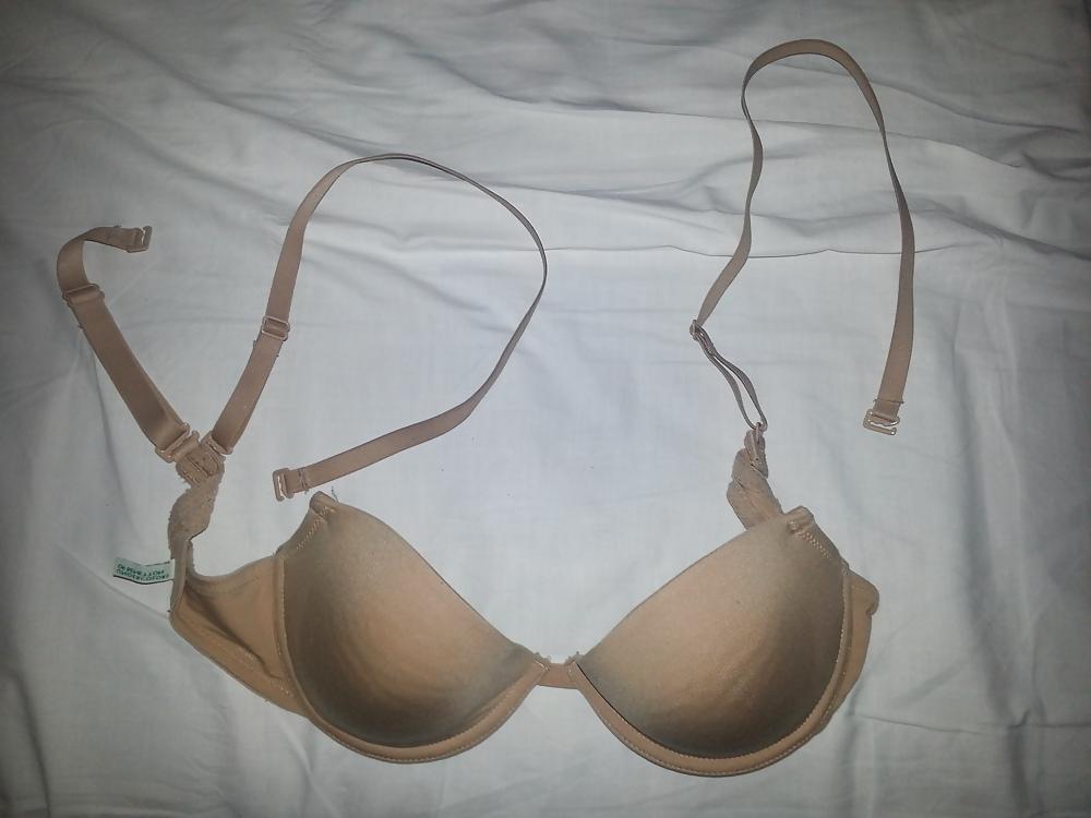 13P Benetton 32A Bra From Cousin Wife 