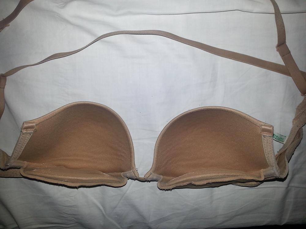13P Benetton 32A Bra From Cousin Wife 