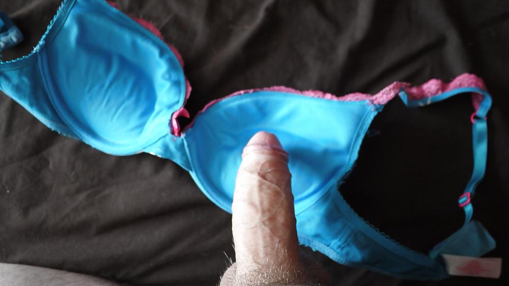 5P Cum on bra