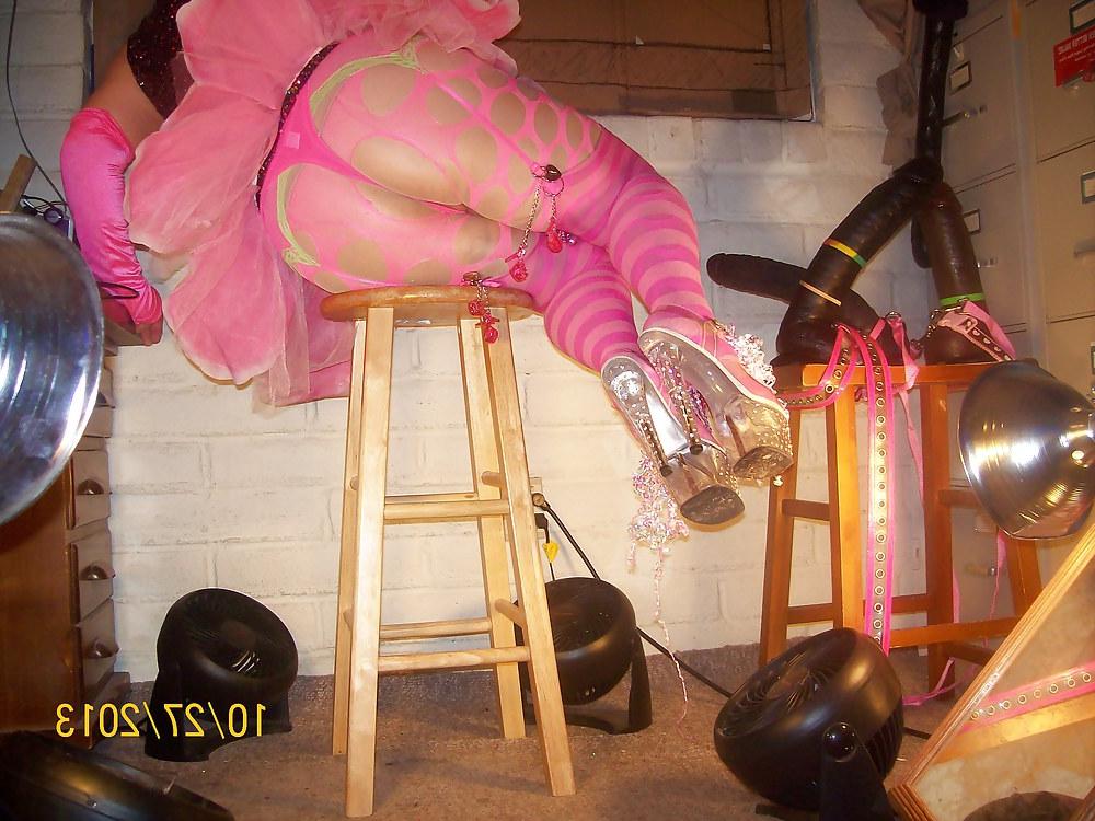 21P Tgirl BBC slut in hot pink to be pimped out in Daddy's hood