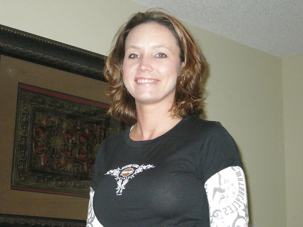 9P Milf kriegt Sperma ins Gesicht. Milf facel