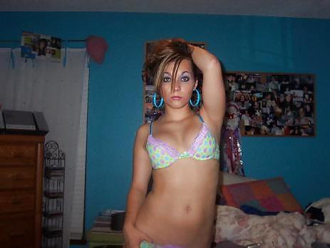25P Bra Babes 139