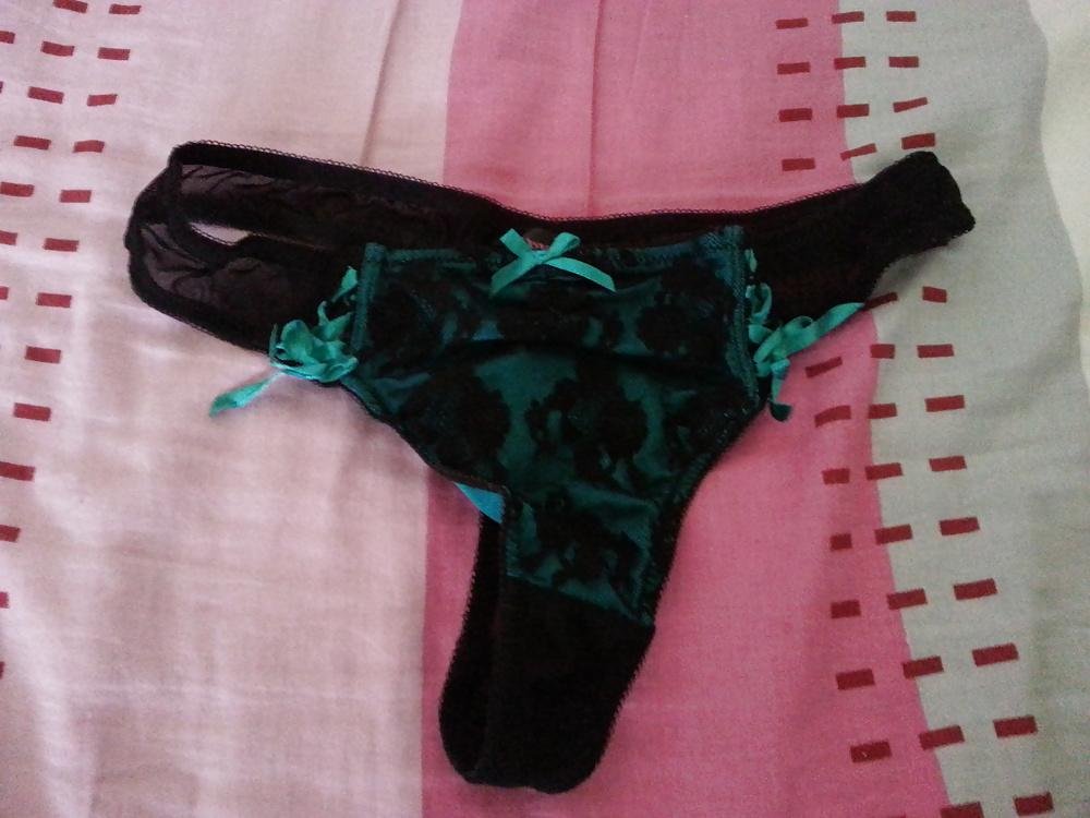 4P Neighbour Bra & Panty
