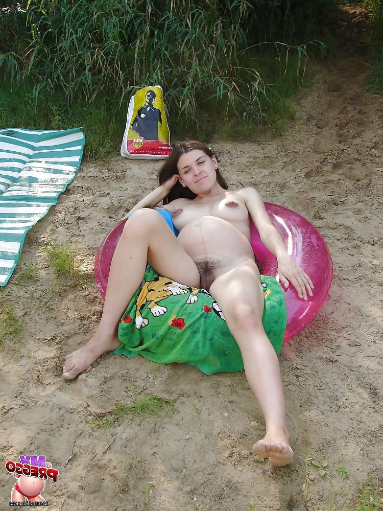 15P Pregnant Dasha from MyPreggo.com #2