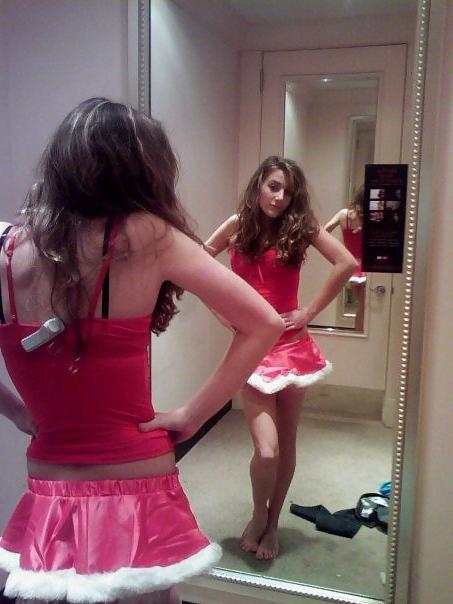 25P Dressing Room Hotness
