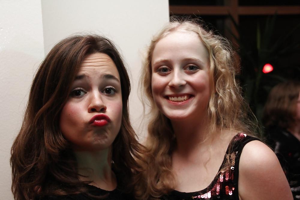 10P Naughty Teens Want Cum On Their Faces