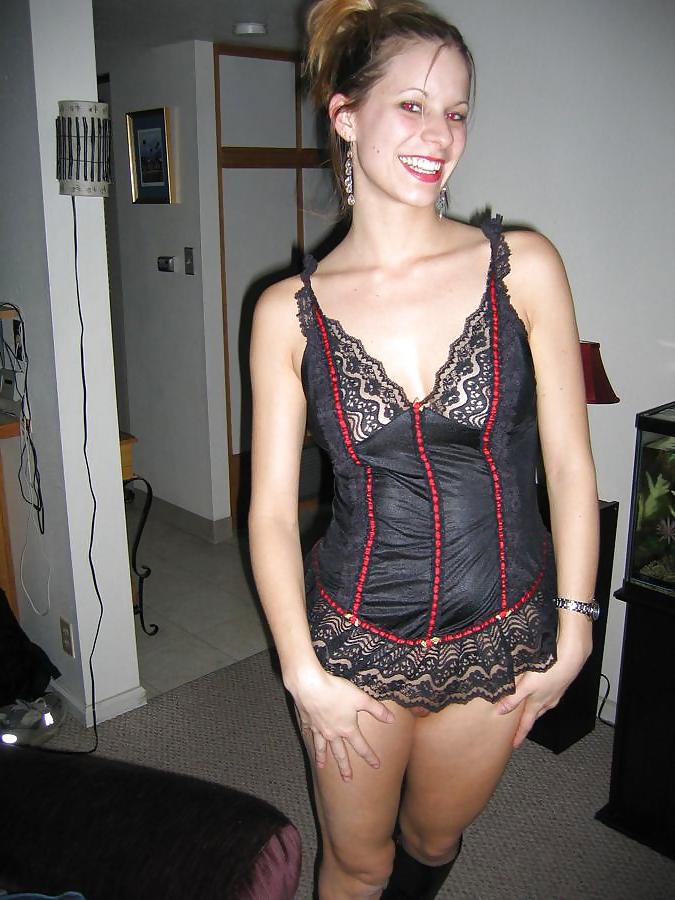 20P Ex Girlfriend Cerina Dressed And Nude