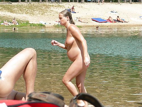 25P Pregnant Nudists 2