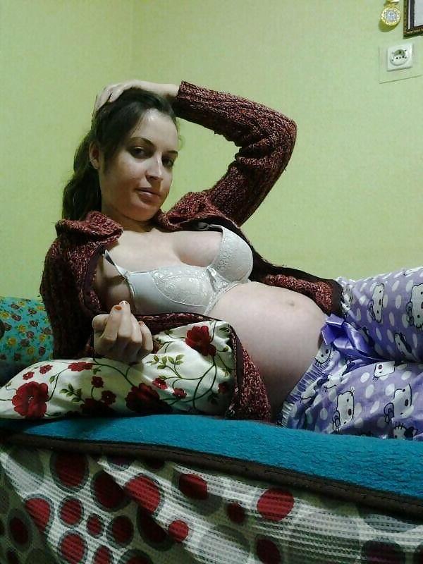 25P Pregnant beauties
