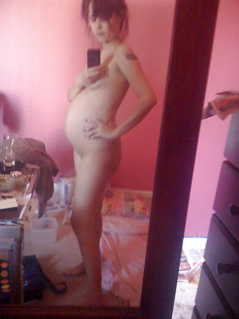25P My collection 60 : pregnant teen