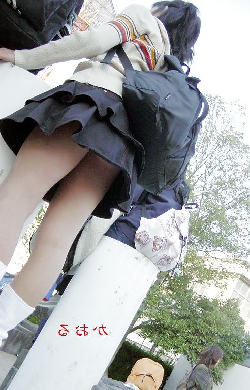 20P Japanese Girl Upskirts 08