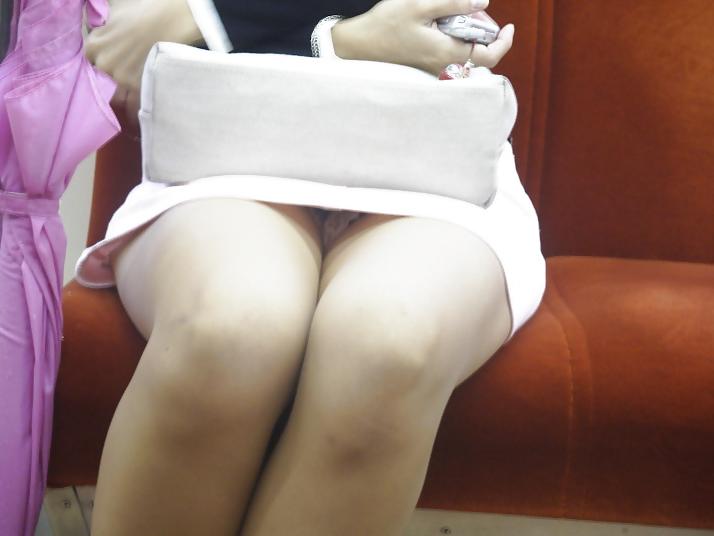 20P Japanese Girl Upskirts 08
