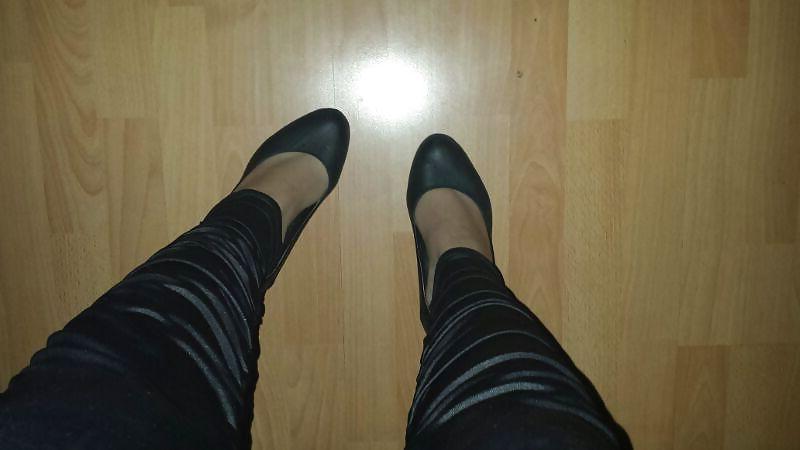 7P Cum on my feet and shoes 