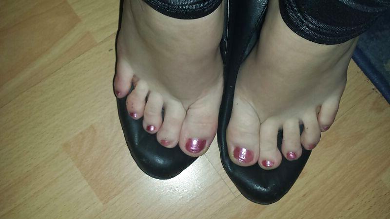 7P Cum on my feet and shoes 