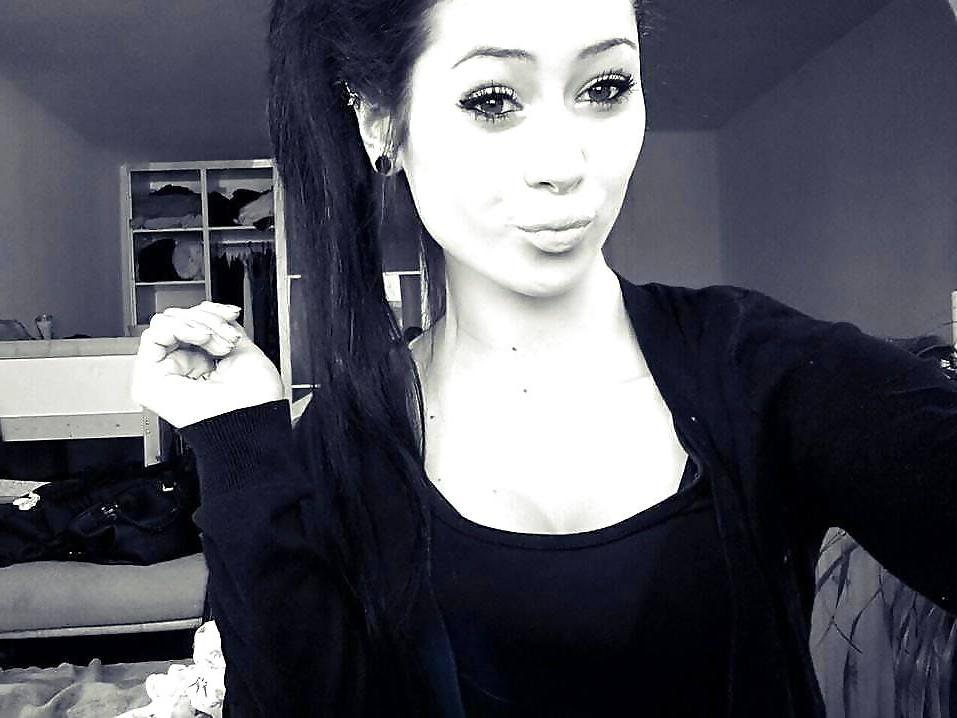 13P Asian princess