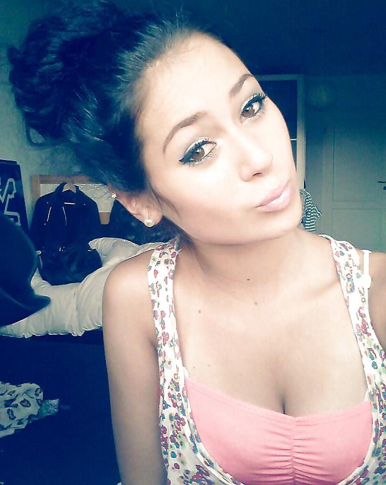 13P Asian princess