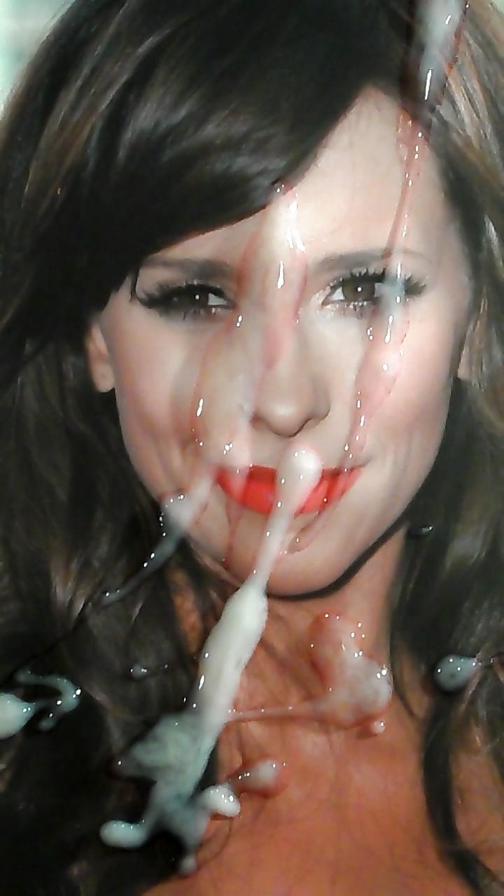 18P Cum On Jennifer Love Hewitt's Face!