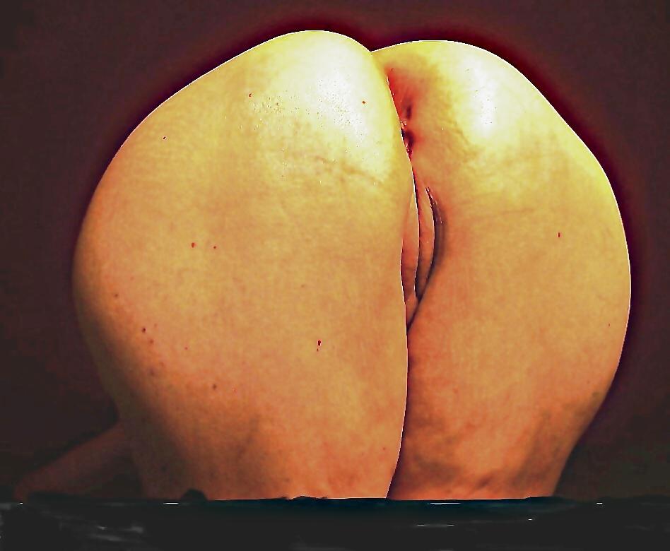 15P Asses i want to bury my face into 4